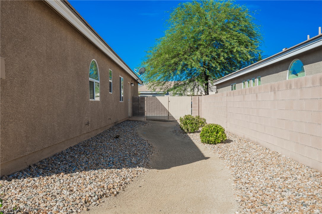 10246 Mountain Majesty Street Las Vegas NV 89131