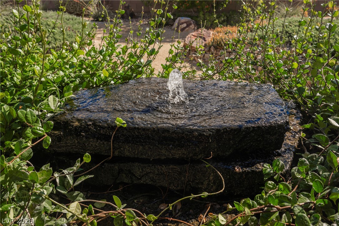 10246 Mountain Majesty Street Las Vegas NV 89131