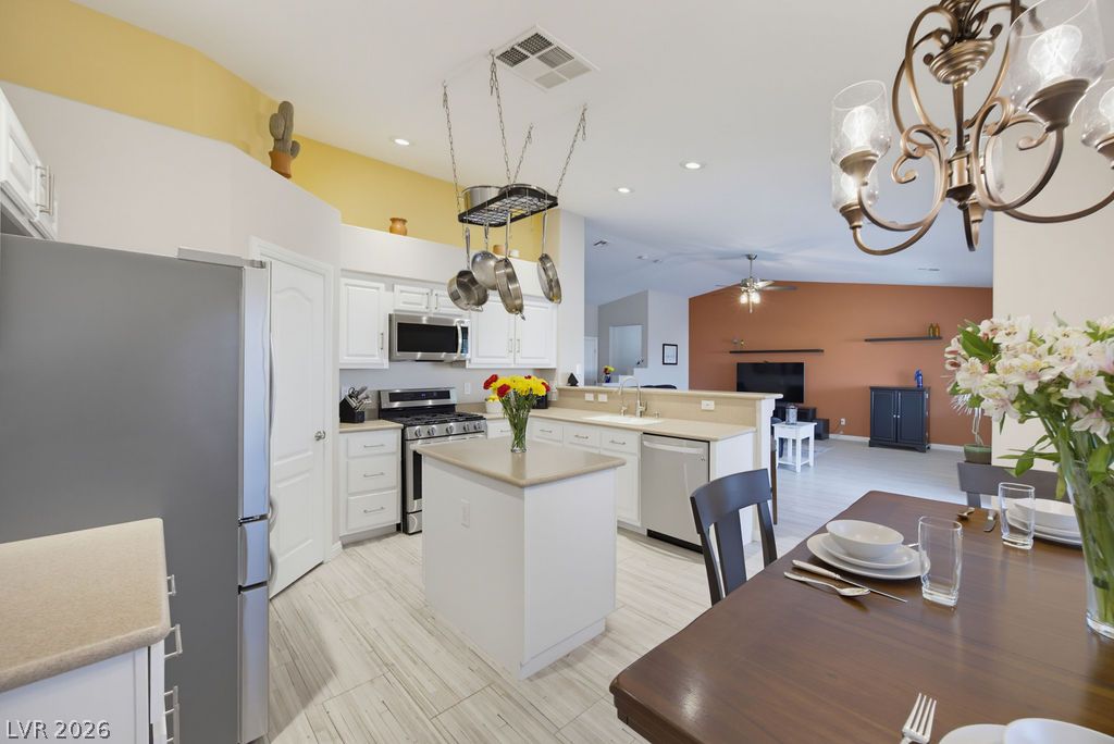 7929 Beaver Mountain Avenue Las Vegas NV 89131