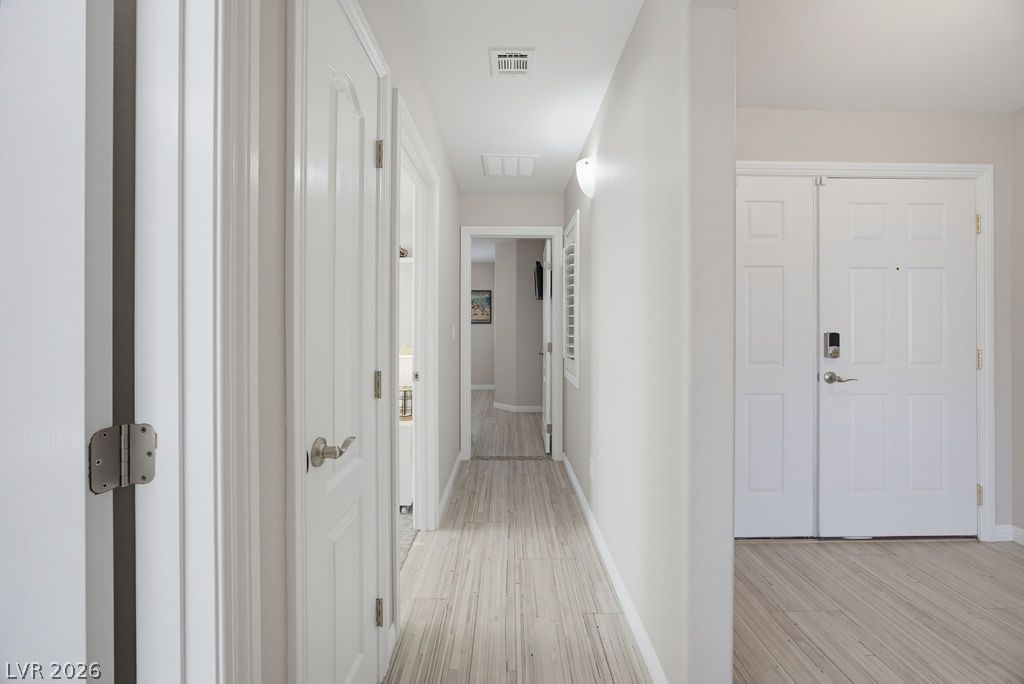 7929 Beaver Mountain Avenue Las Vegas NV 89131