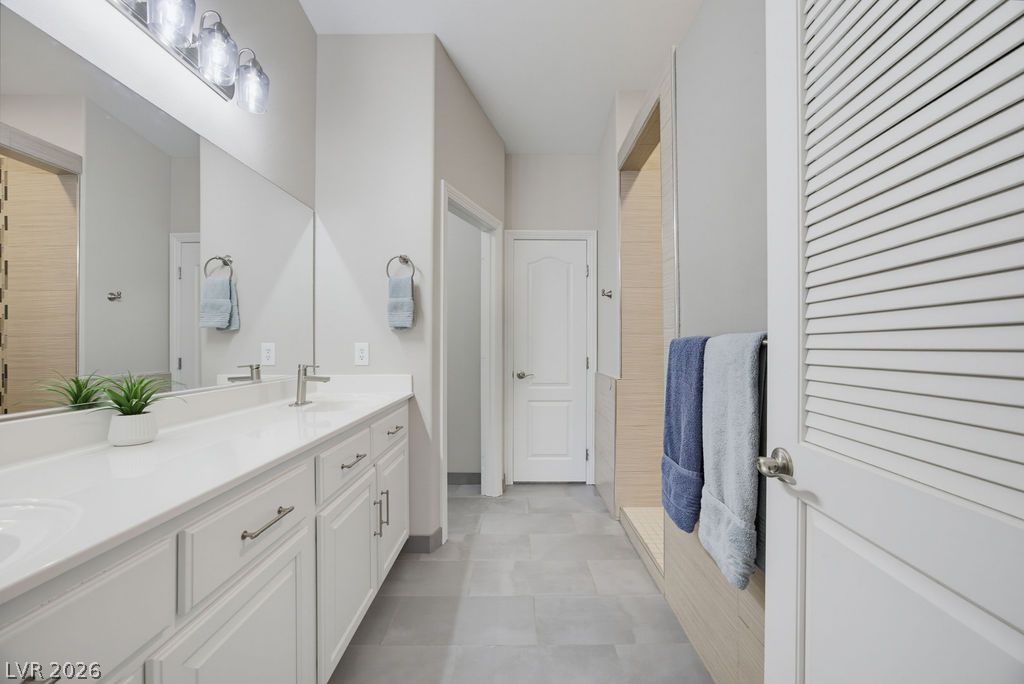 7929 Beaver Mountain Avenue Las Vegas NV 89131