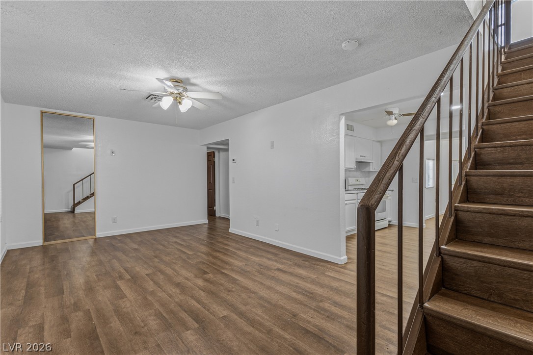 3974 Palos Verdes Street Las Vegas NV 89119