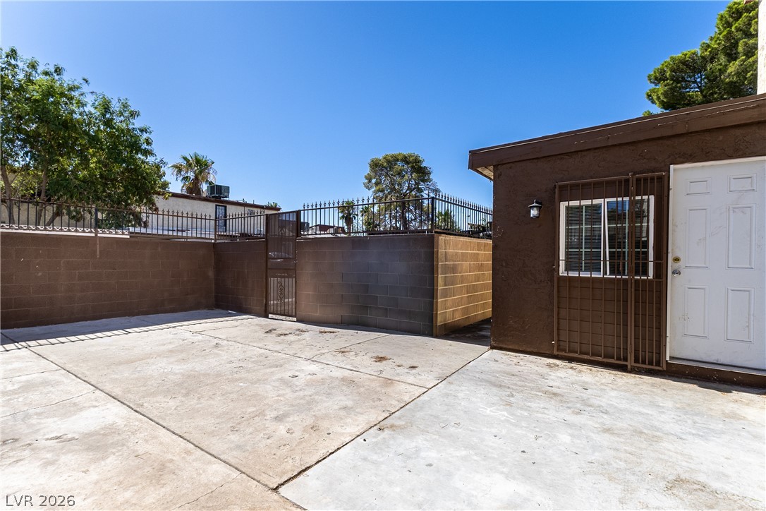 3974 Palos Verdes Street Las Vegas NV 89119