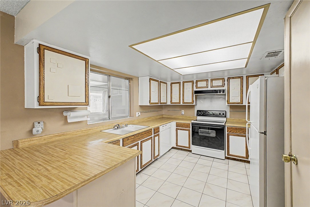 2112 Cameron Street Las Vegas NV 89102