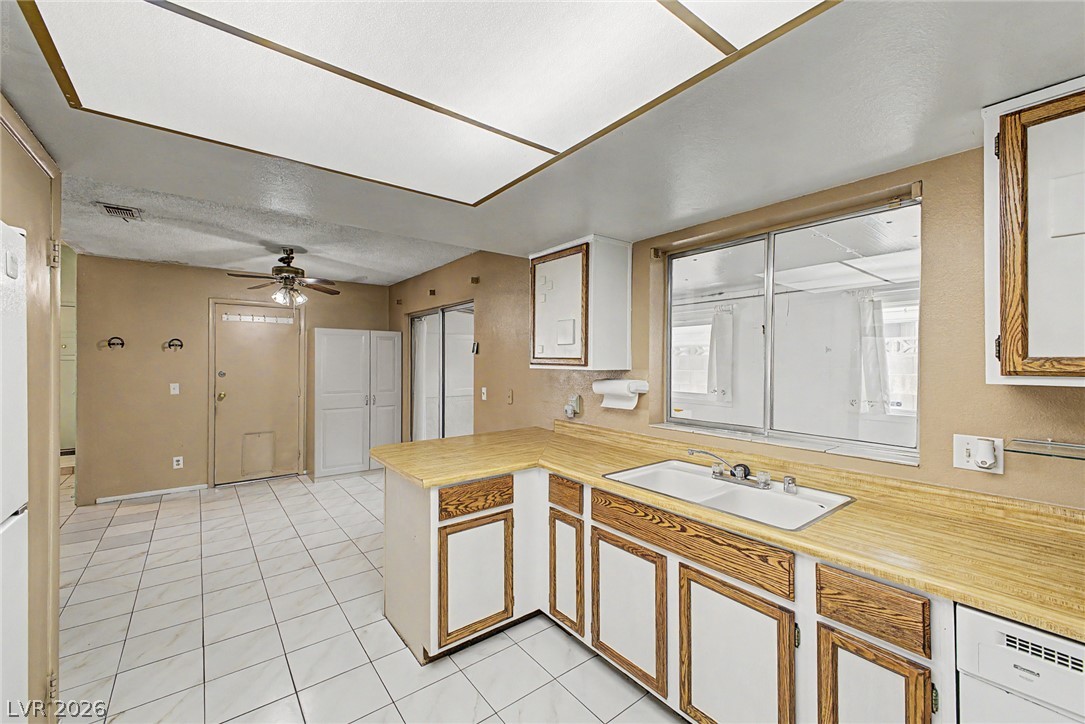 2112 Cameron Street Las Vegas NV 89102
