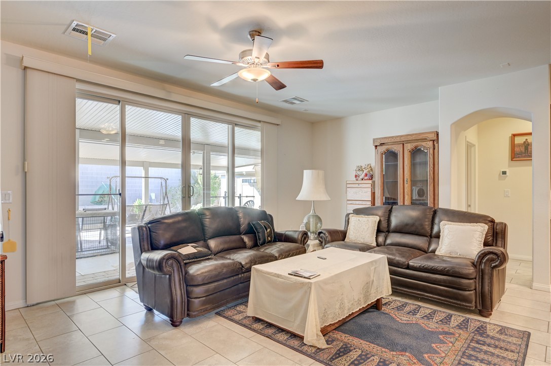 5037 Royal Indigo Street Las Vegas NV 89130