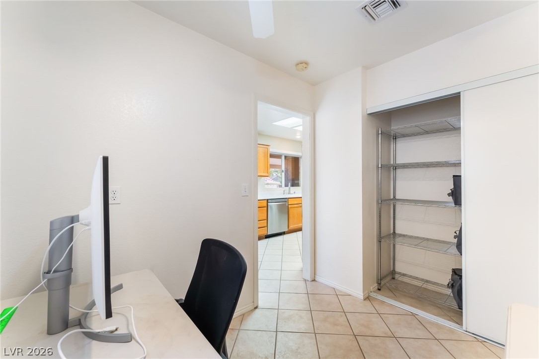 8524 Linderwood Drive Las Vegas NV 89134