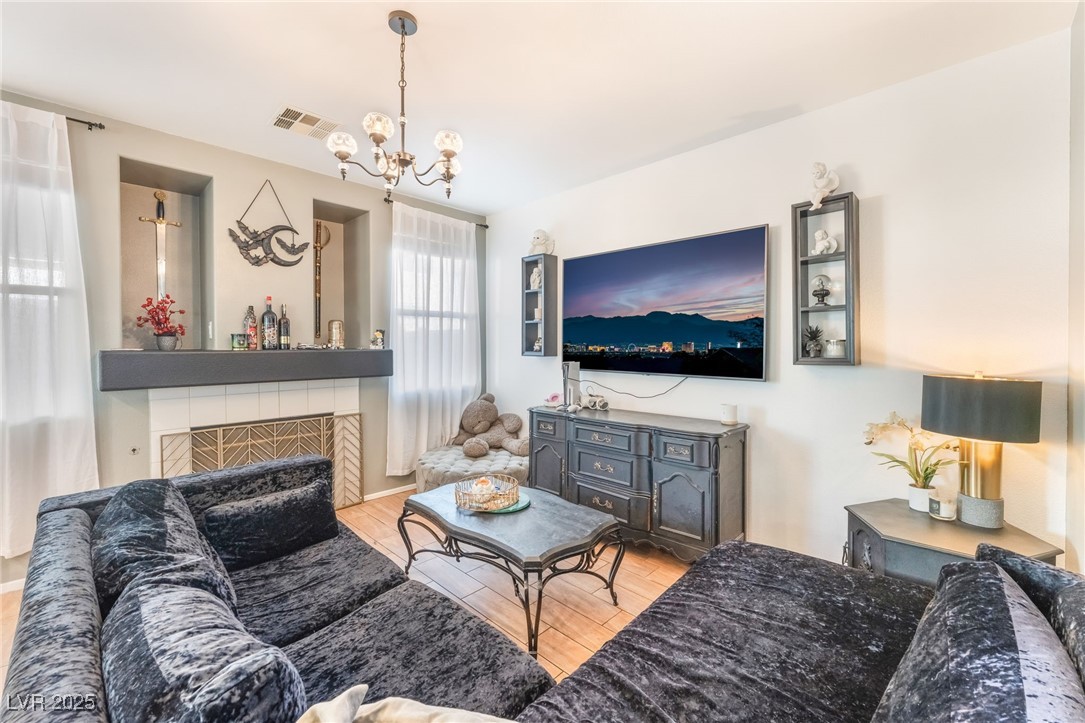 4217 Walnut Glen Drive Las Vegas NV 89115