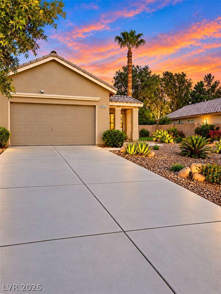 2752 Saigon Drive Henderson NV 89052