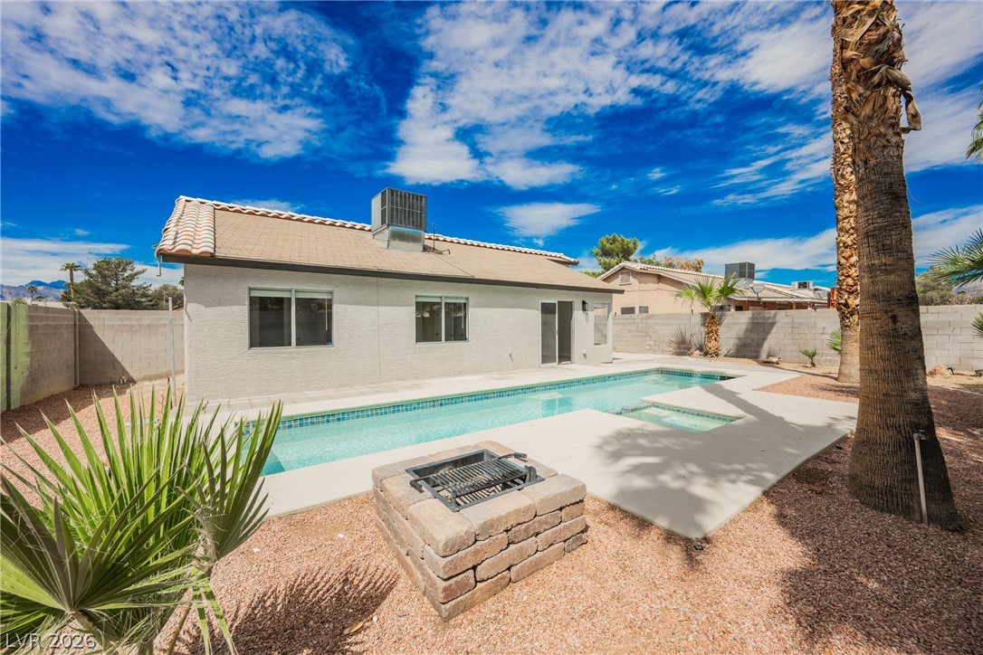 5102 Del Shannon Street North Las Vegas NV 89031