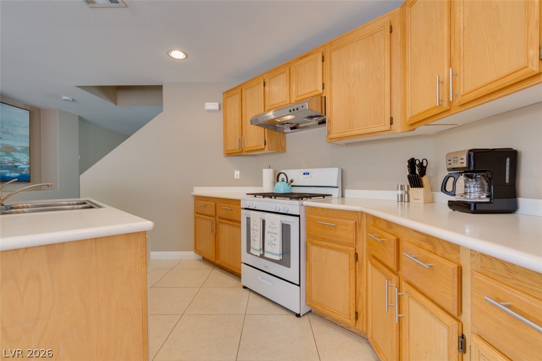 6236 Windmill Island Avenue Las Vegas NV 89139