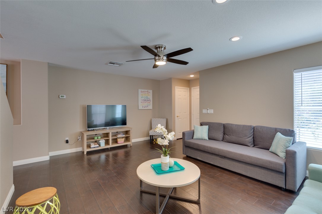 6236 Windmill Island Avenue Las Vegas NV 89139
