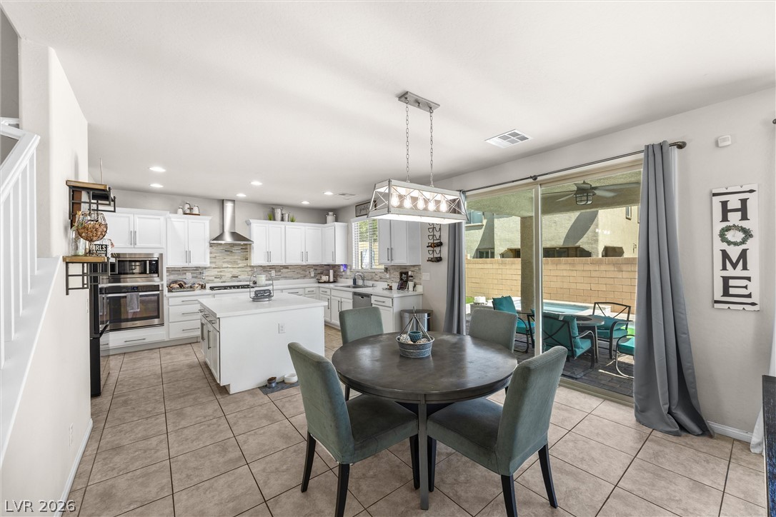 9634 Shadow Cliff Avenue Las Vegas NV 89166