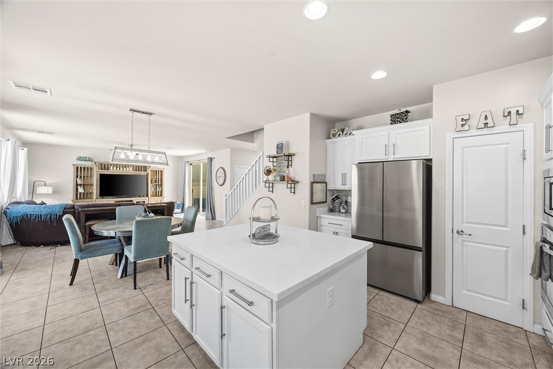 9634 Shadow Cliff Avenue Las Vegas NV 89166