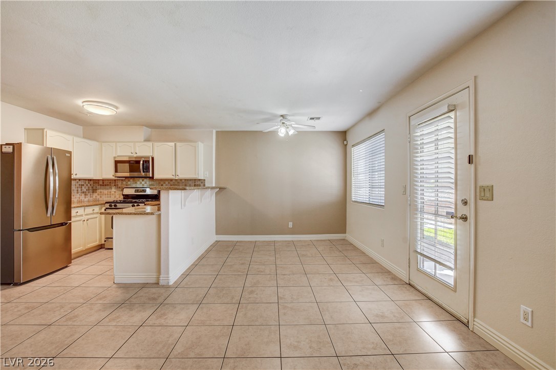 1925 Hodgenville Street 104 Las Vegas NV 89106