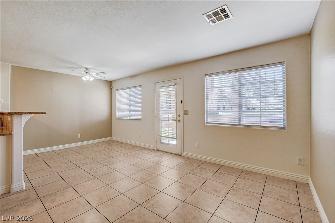 1925 Hodgenville Street 104 Las Vegas NV 89106