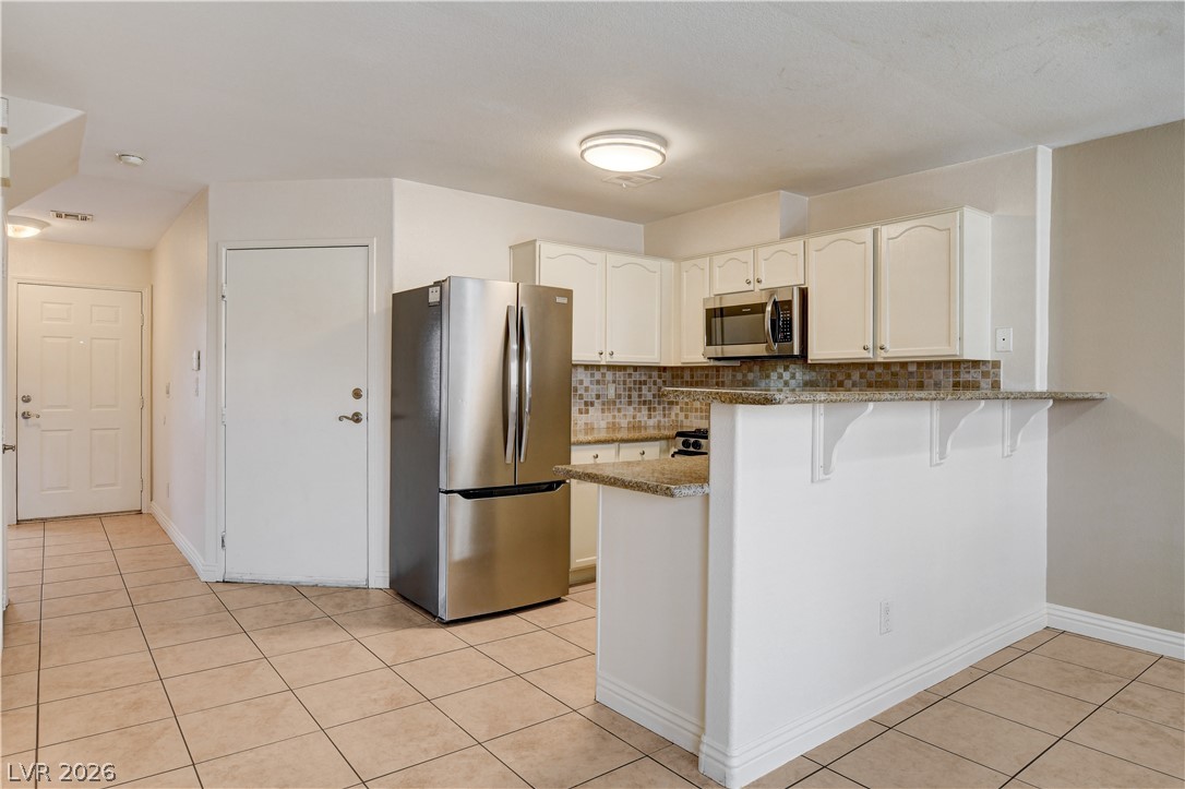 1925 Hodgenville Street 104 Las Vegas NV 89106