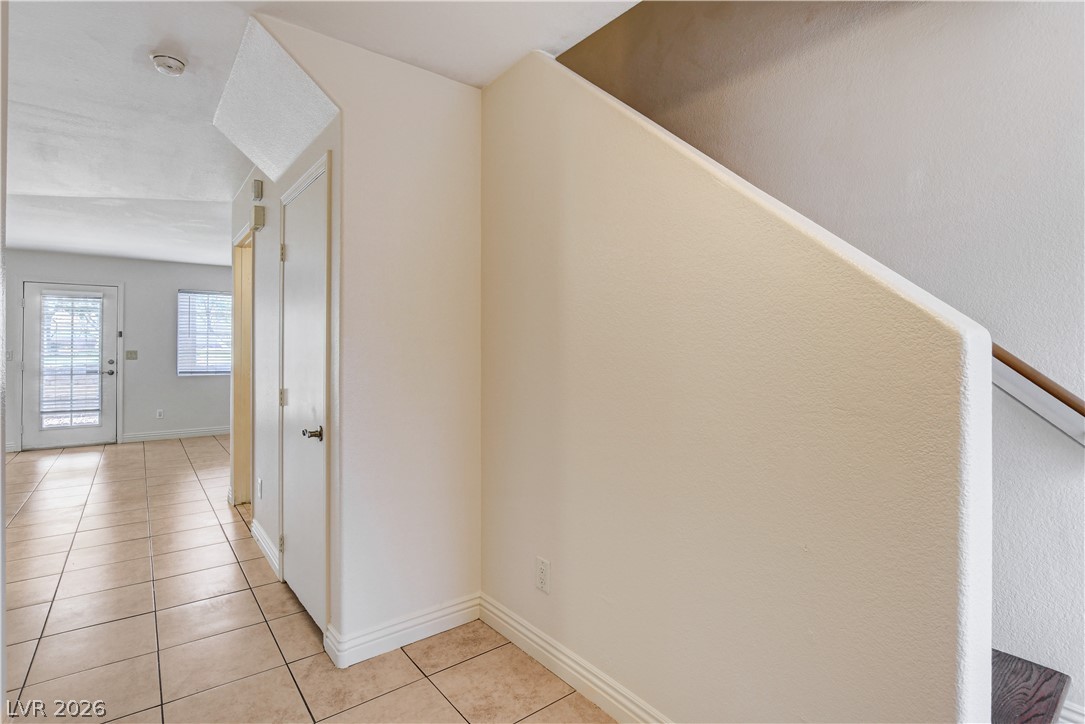 1925 Hodgenville Street 104 Las Vegas NV 89106