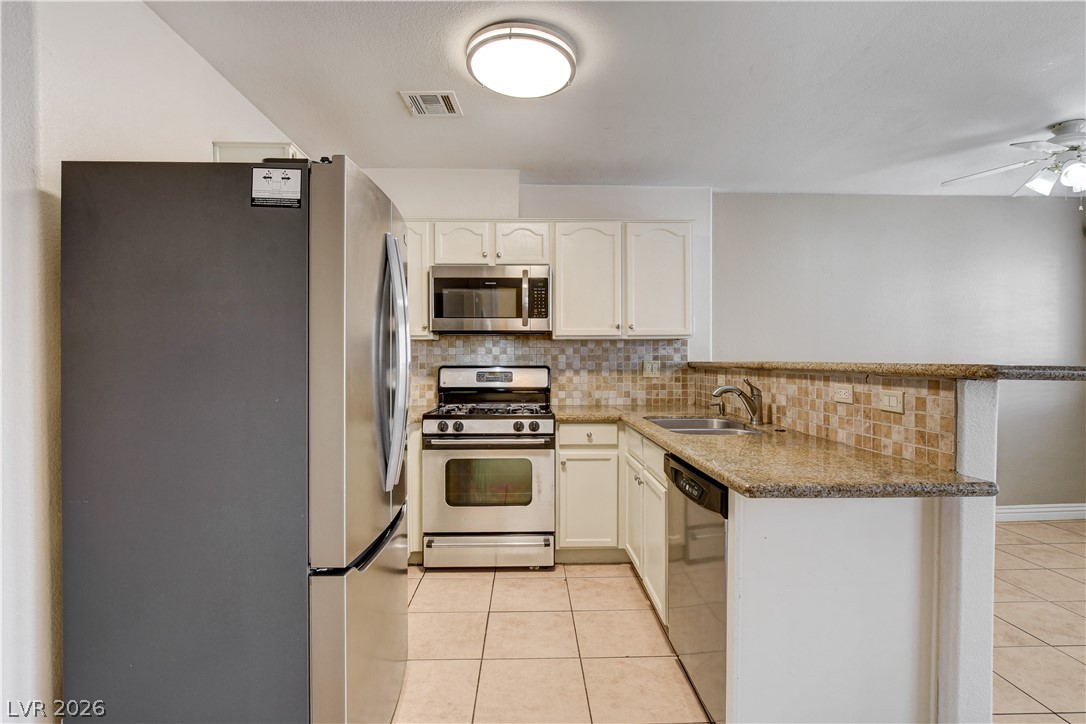 1925 Hodgenville Street 104 Las Vegas NV 89106