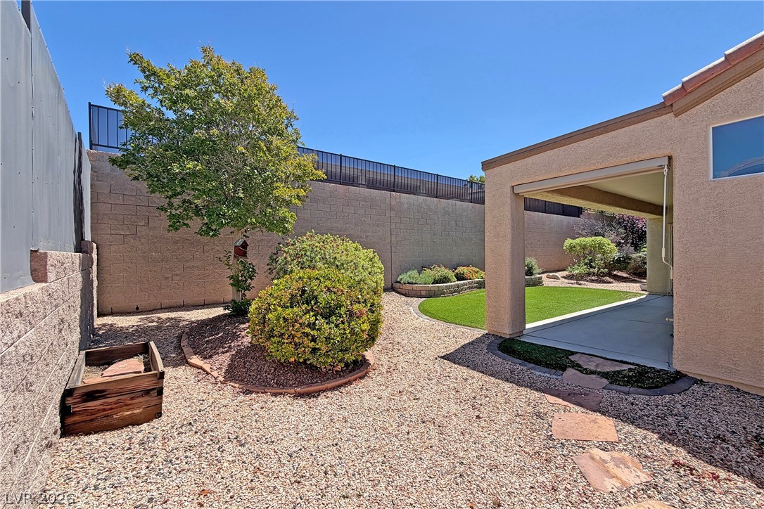 2048 Oliver Springs Street Henderson NV 89052