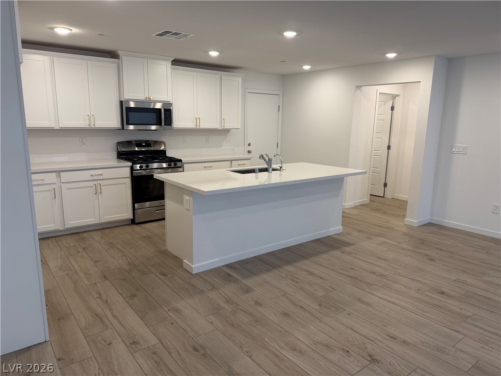 9652 Axel Falls Avenue Las Vegas NV 89143