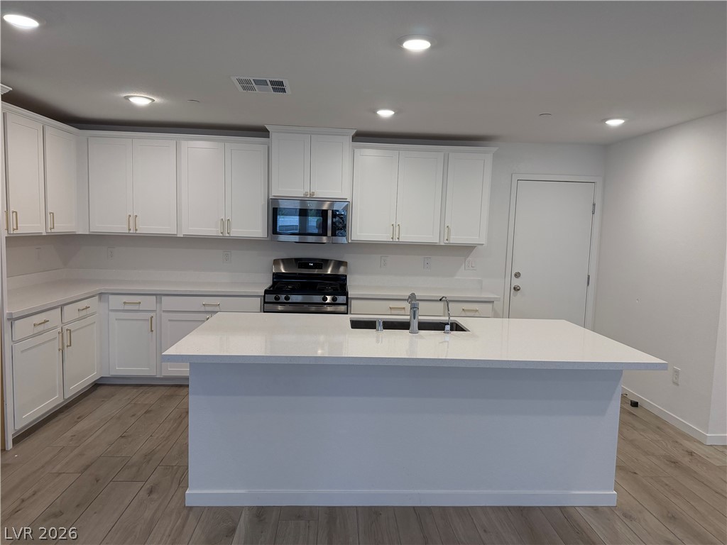 9652 Axel Falls Avenue Las Vegas NV 89143