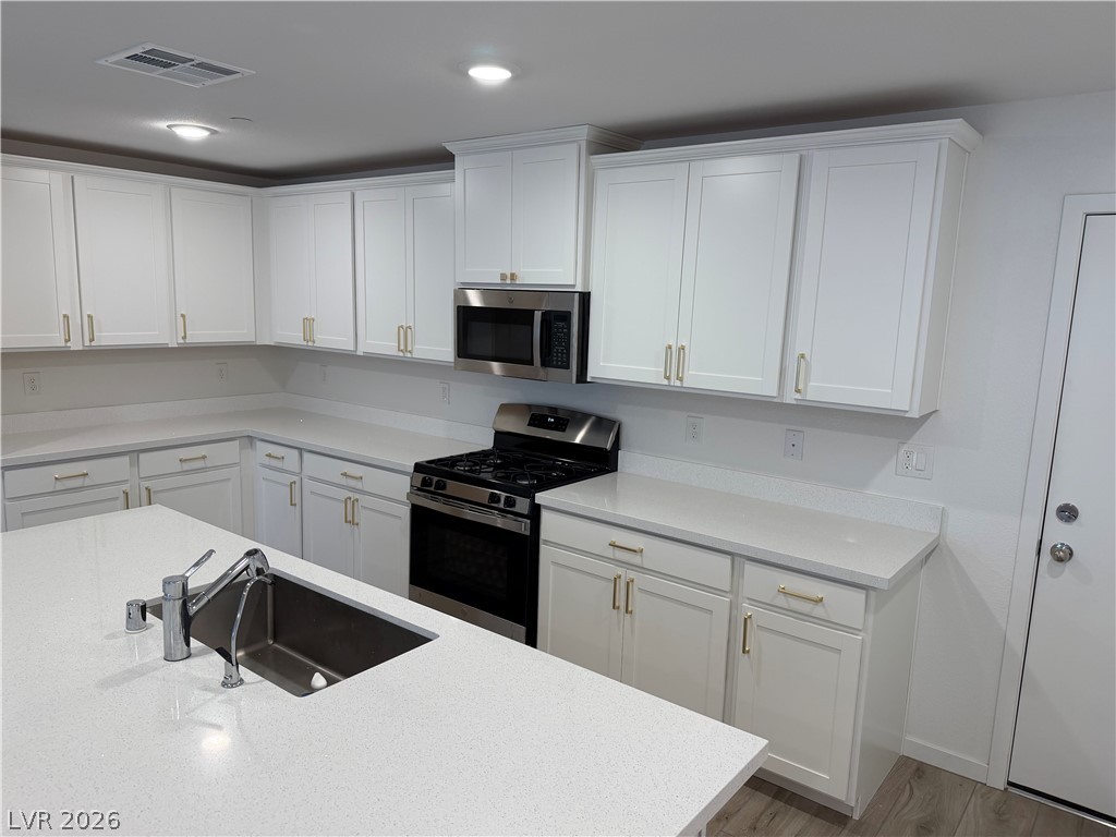 9652 Axel Falls Avenue Las Vegas NV 89143