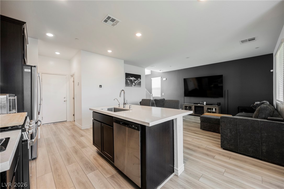 9807 Mojave Mountain Street Las Vegas NV 89166