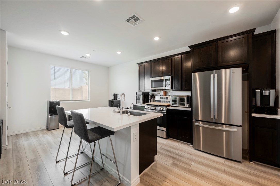 9807 Mojave Mountain Street Las Vegas NV 89166