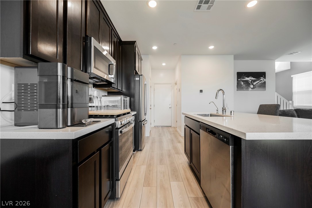 9807 Mojave Mountain Street Las Vegas NV 89166