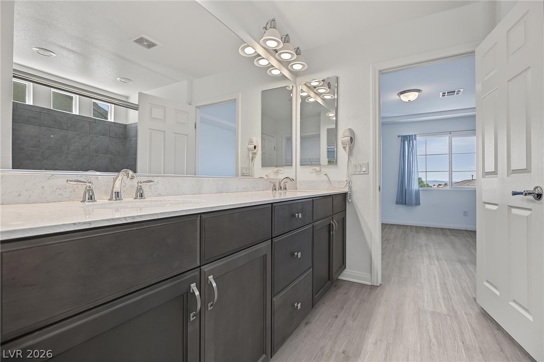 7665 Sandhaven Street Las Vegas NV 89139