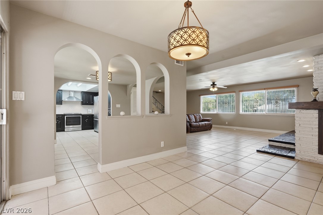 702 Greenbriar Townhouse Way Las Vegas NV 89121