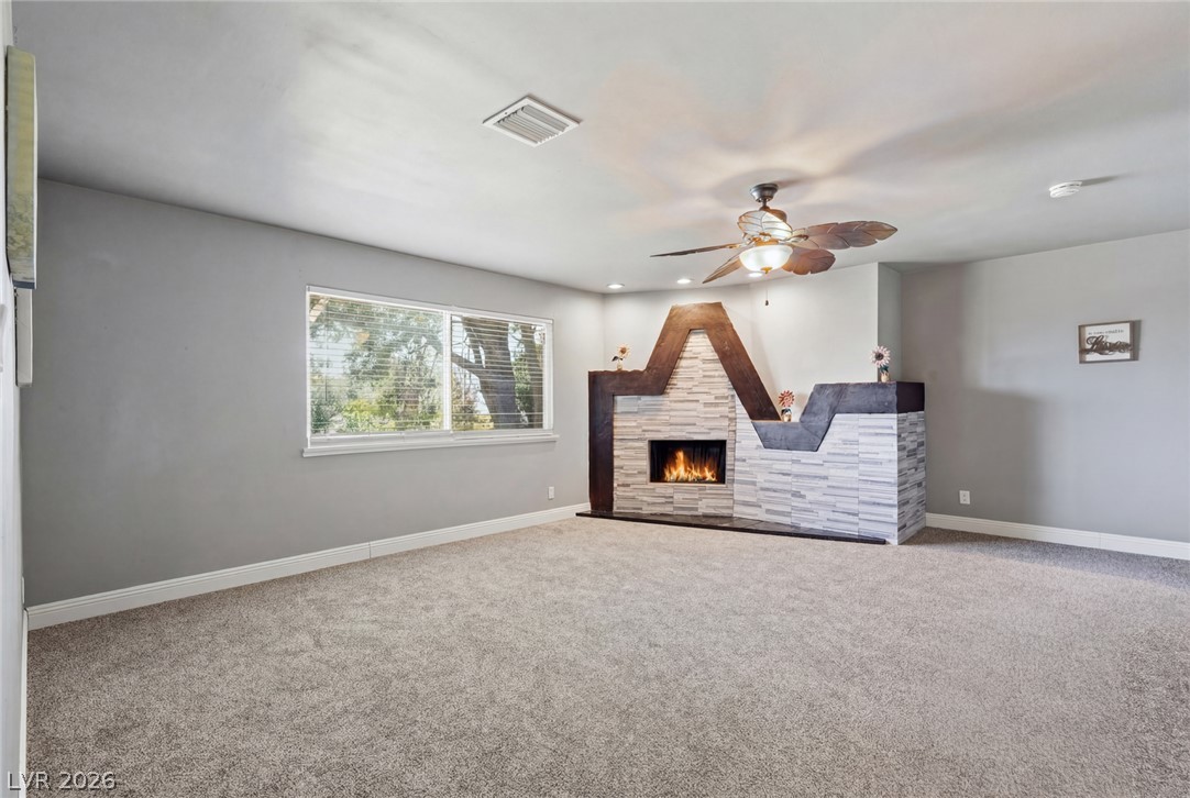 702 Greenbriar Townhouse Way Las Vegas NV 89121