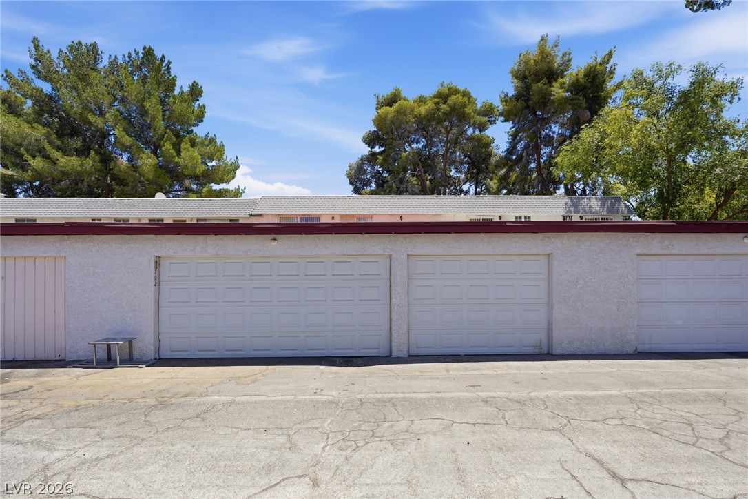 702 Greenbriar Townhouse Way Las Vegas NV 89121