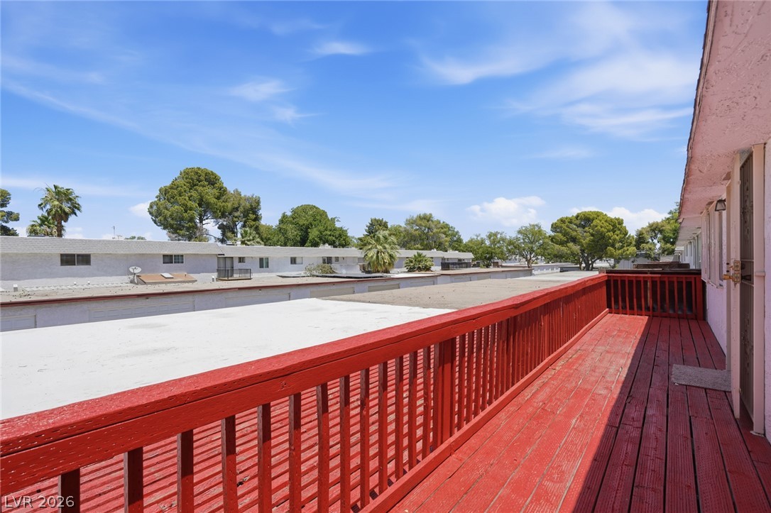 702 Greenbriar Townhouse Way Las Vegas NV 89121