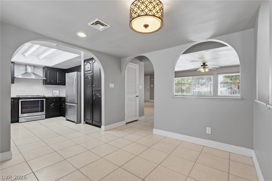 702 Greenbriar Townhouse Way Las Vegas NV 89121