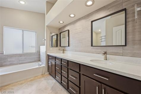 3476 Hera Street Las Vegas NV 89117