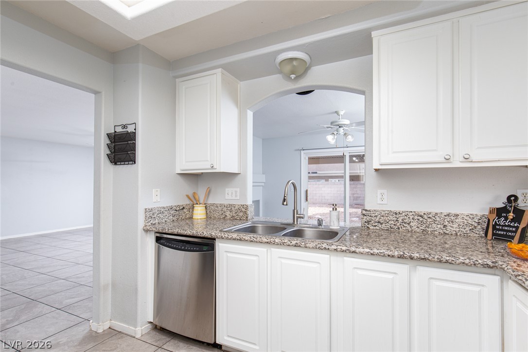 10272 Ghost Gum Street Las Vegas NV 89183