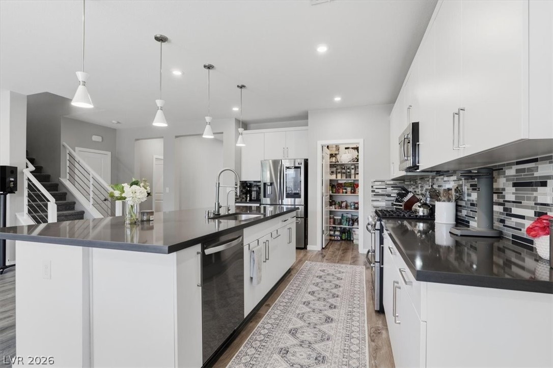 6933 Boulder View Street North Las Vegas NV 89084