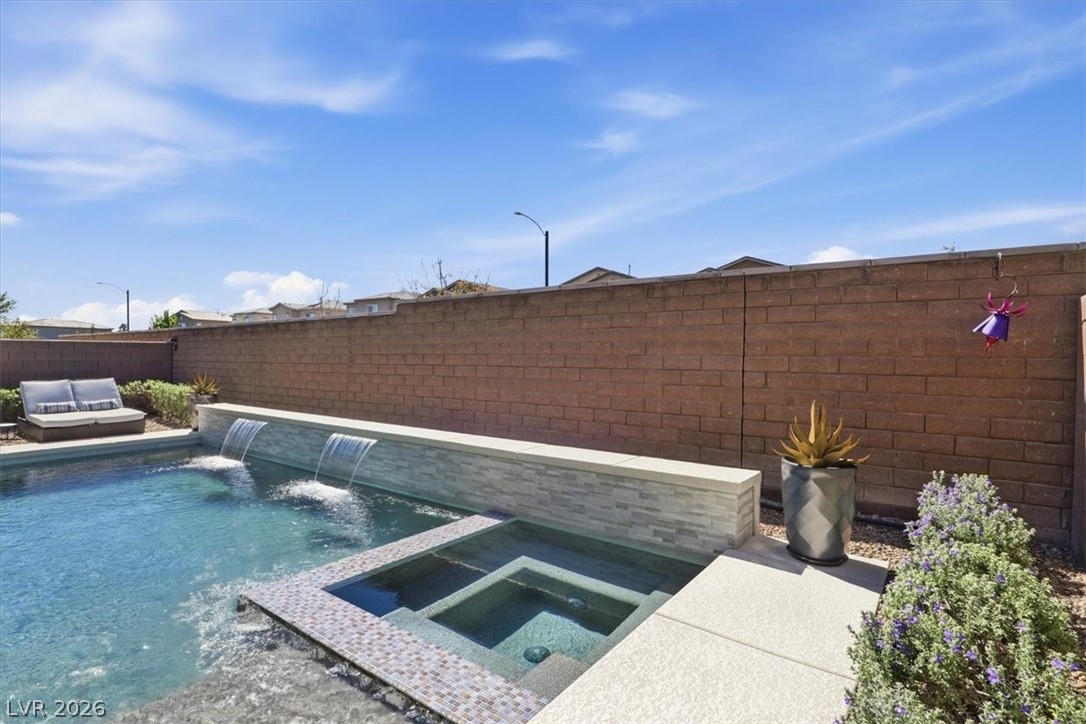 6933 Boulder View Street North Las Vegas NV 89084