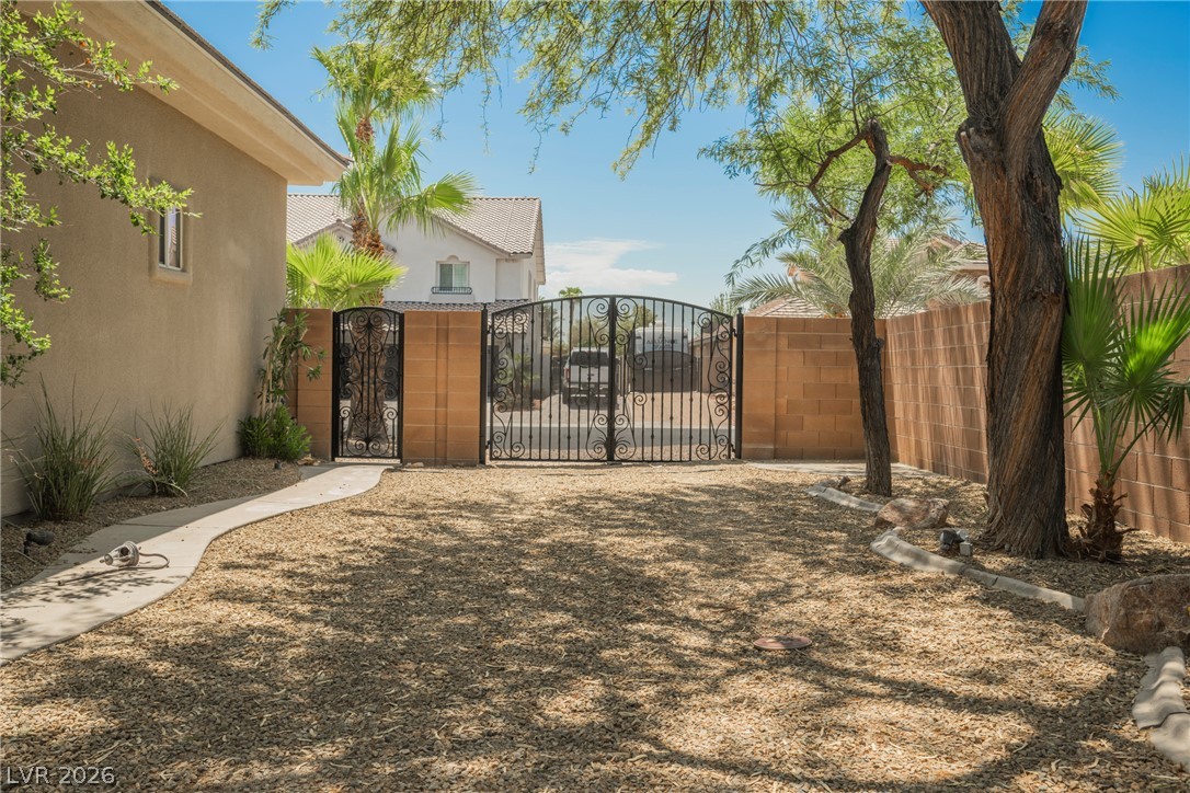 6008 Chessington Avenue Las Vegas NV 89131