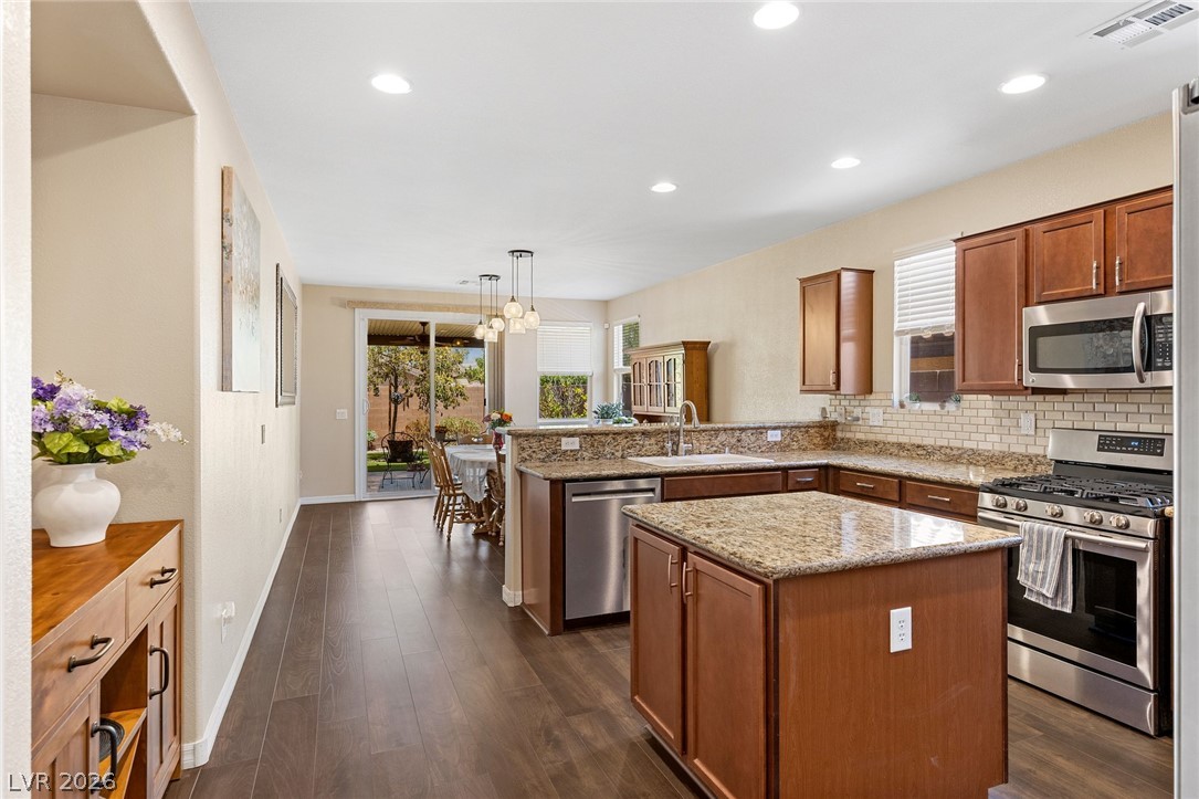 10420 Bays Mountain Avenue Las Vegas NV 89166