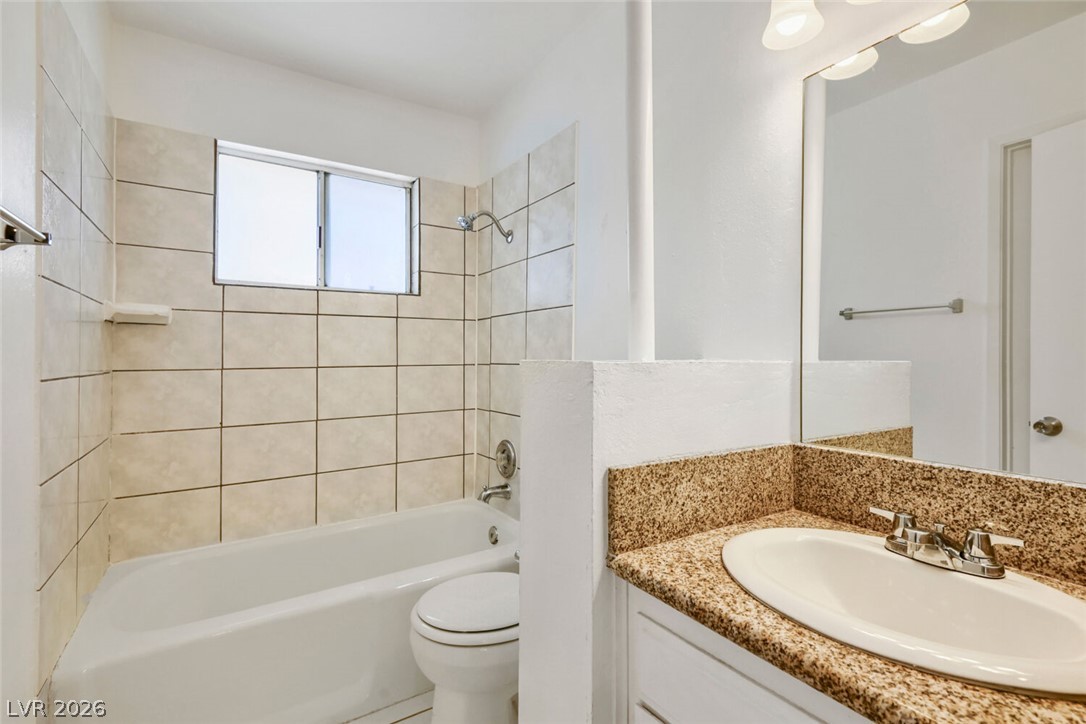 532 Greenbriar Townhouse Way Las Vegas NV 89121
