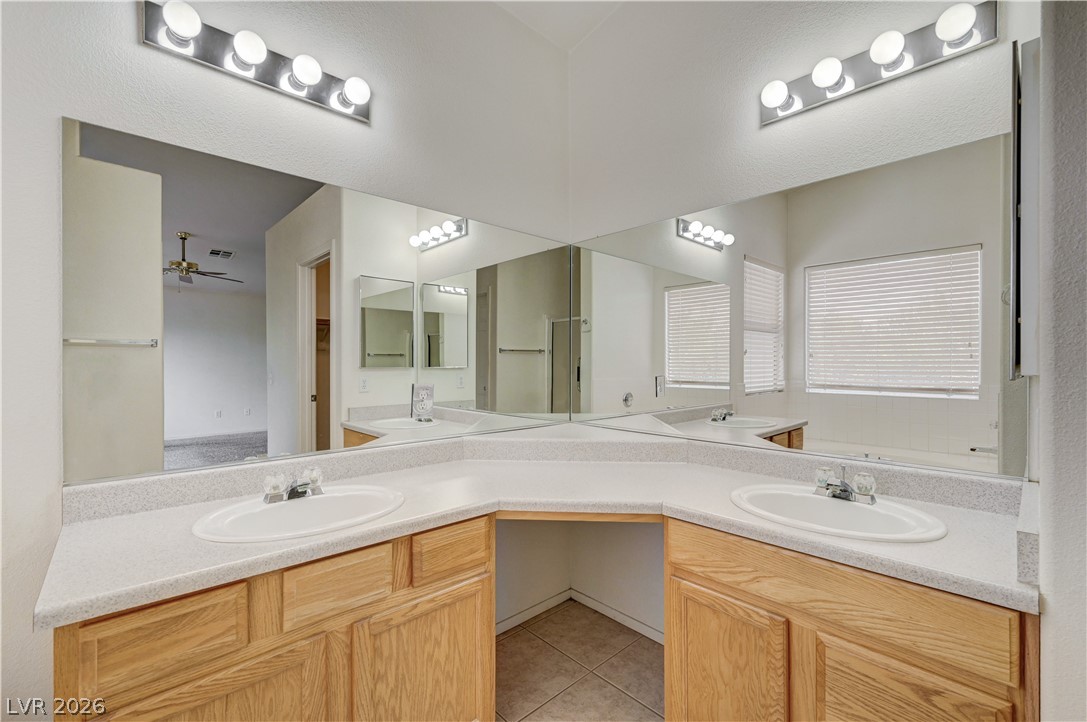 3900 Golden Glaze Street Las Vegas NV 89129
