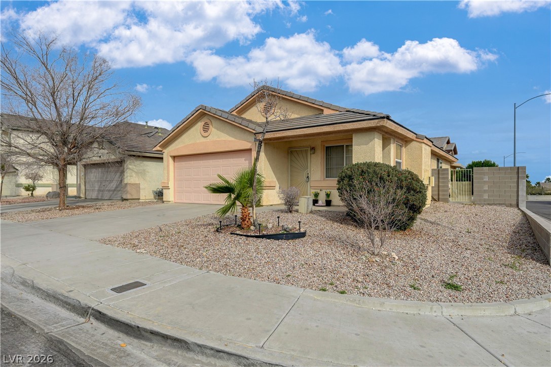 3900 Golden Glaze Street Las Vegas NV 89129