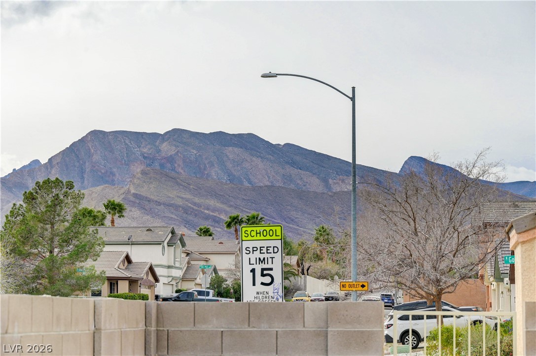 3900 Golden Glaze Street Las Vegas NV 89129