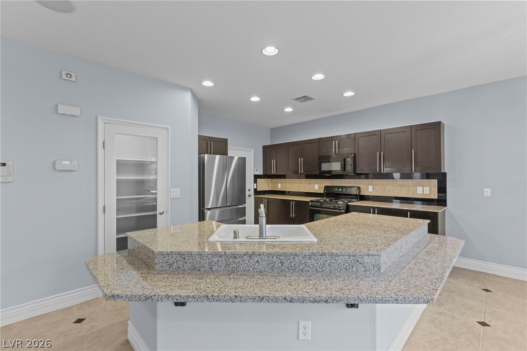131 Sandy Bunker Lane Las Vegas NV 89148