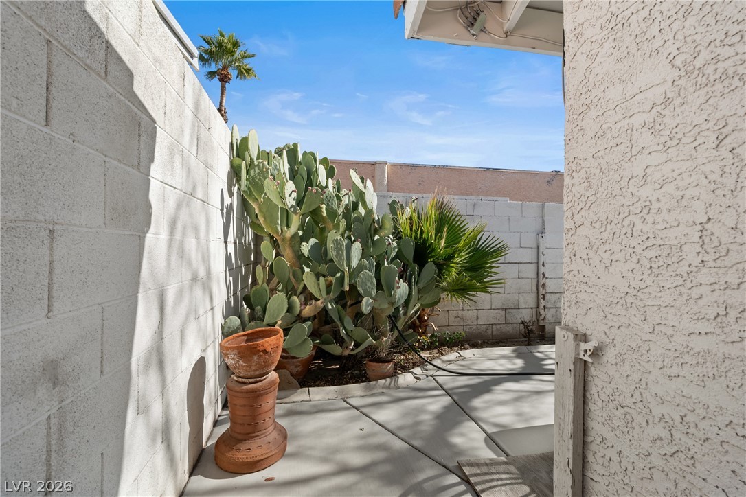 3212 Ivory Coast Drive Las Vegas NV 89117