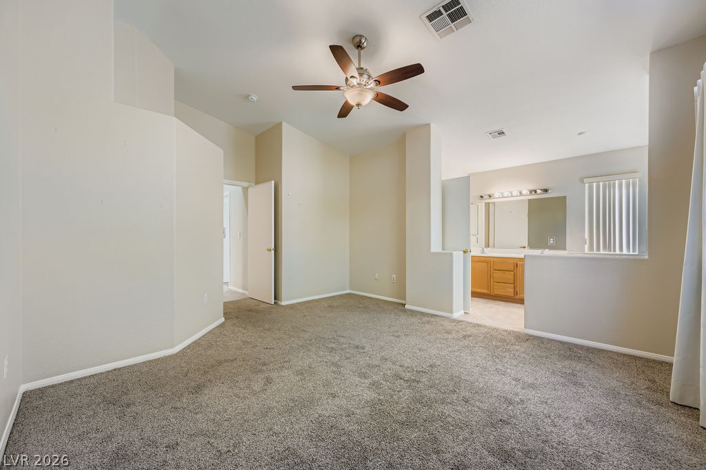 8136 Shady Glen Avenue Las Vegas NV 89131