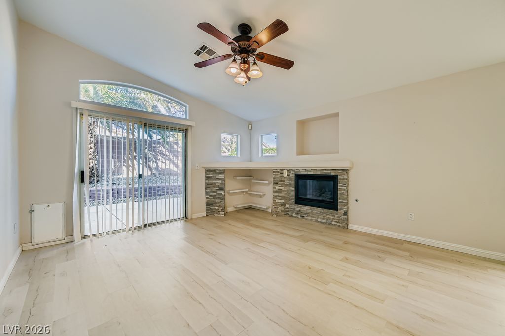 8136 Shady Glen Avenue Las Vegas NV 89131